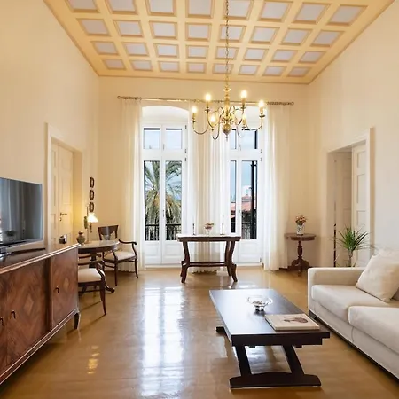 Apartamento Nafpliou Chora, 1840 Seafront Mansion, Old Town