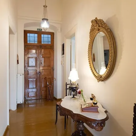 Apartamento Nafpliou Chora, 1840 Seafront Mansion, Old Town Nauplia