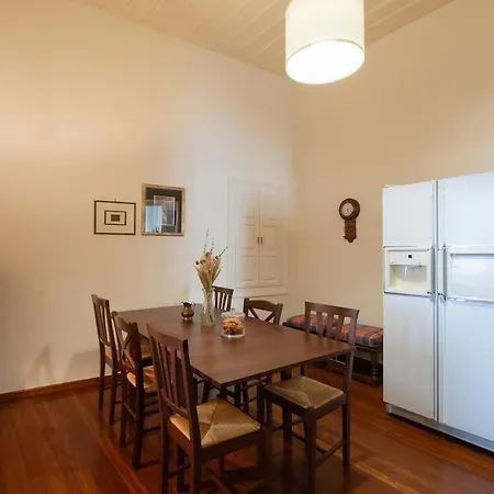 Apartamento Nafpliou Chora, 1840 Seafront Mansion, Old Town *