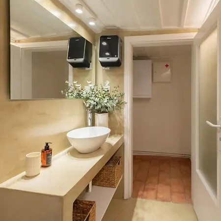 Apartamento Nafpliou Chora, 1840 Seafront Mansion, Old Town *